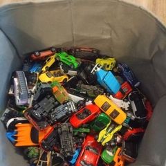Toy cars x 140