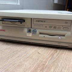 Ultimate Pentium 3 Windows 98 PC Radeon