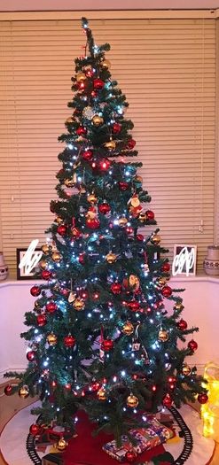 Christmas tree 7 foot