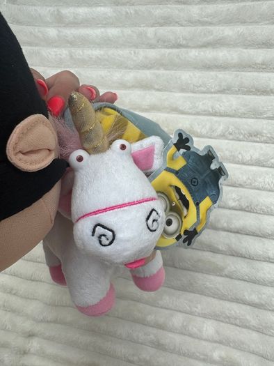 Despicable Me approx. 15 Plush Agnes Holding Fluffy Unicorn Universal Studios new Bit Dirty Please see pictures