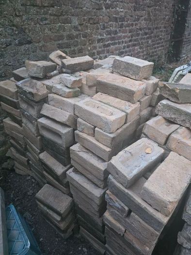 Vintage Bricks about 500 bricks in total