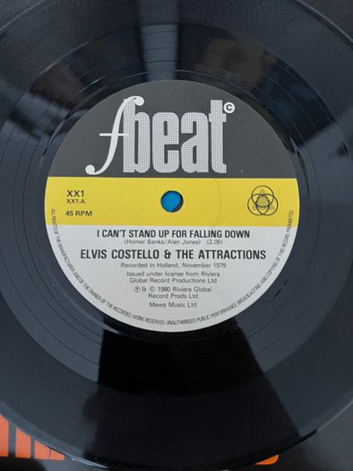 Elvis Costello and the Attractions I Cant Stand Up For Falling Down 7" Single