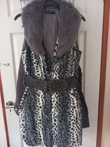 Gilet Size S/M  Great Condition