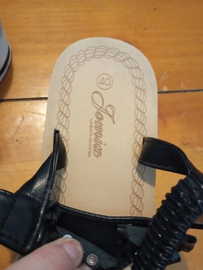 ladies sandals