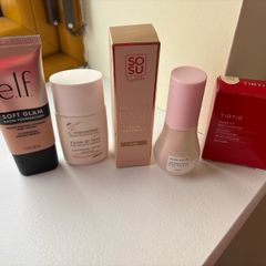 Makeup bundle