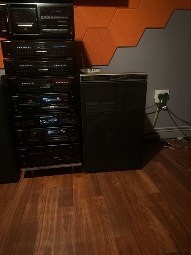 Pioneer CS -707 speakers.