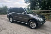Mitsuibhi pajero