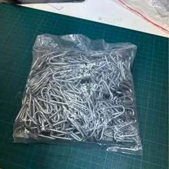 1 Kilo bag of steel staples 30mm