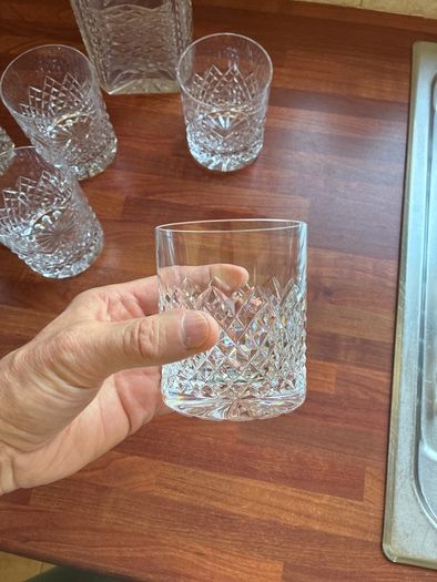 Innisfree 6x tumblers and 1x decanter
