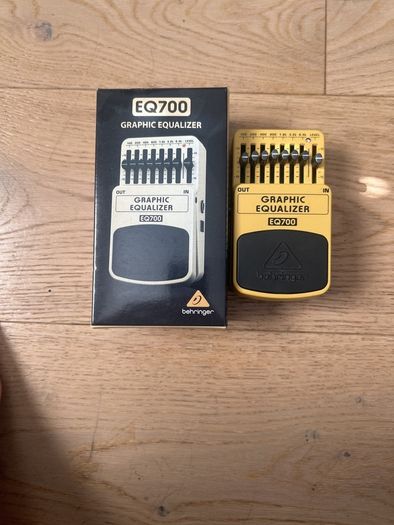 Behringer eq700