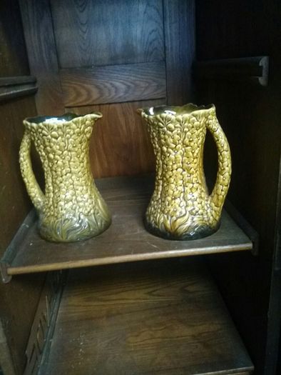 Sylvac Jugs
