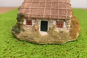 Lilliput Cottage