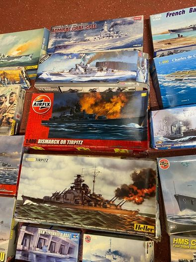 Huge lot of Vintage Model Trains | Boats and Tanks