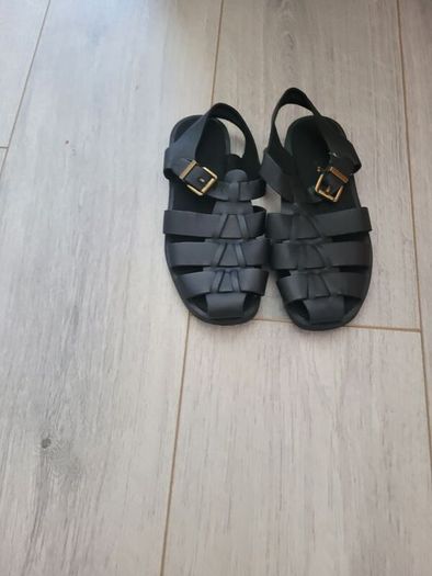 sandals kids