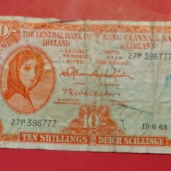 Irish 1963 Lavery ten shilling banknote in Fine condition