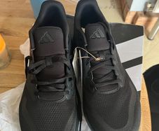 mens trainers