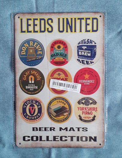 Leeds United sign