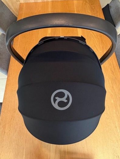 Cyber Platinum Cloud T i-Size car seat