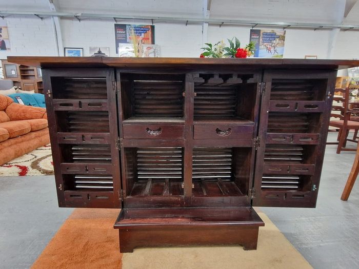 Maisons du Monde Bar Cabinet