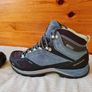 Quechua 500 ecofit boots Size 8 eu 42.5 blue/black In excellent condition Image 5
