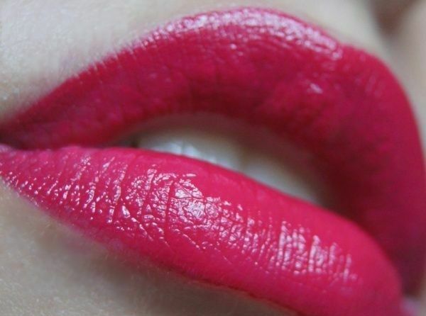 Rimmel Lip Lacquer - 303 Apocaliptic - New - Sealed