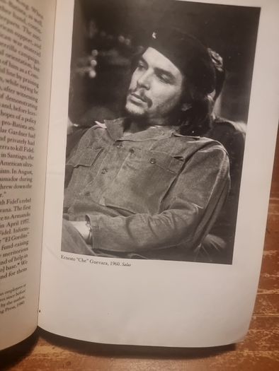 Che Guevara: A Revolutionary Life (Soft cover)