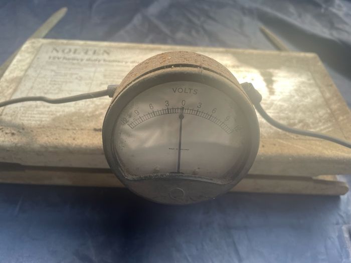 Battery Discharge Tester