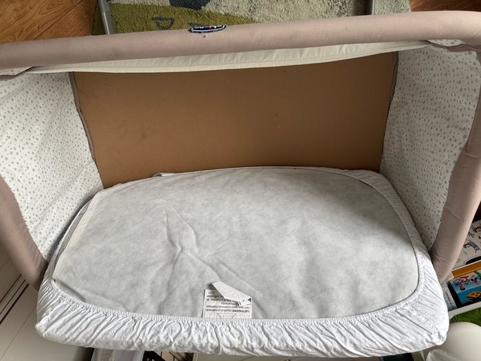 Chicco Next2toMe Essential crib cot