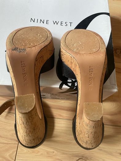 Nine West black strappy platform sandals