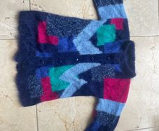 Handknitted cardigan size 3