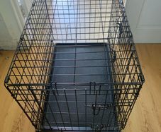 Dog crate/cage for medium dog