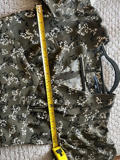 French Connection Dress . Size 8 . Great cond