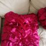 Red cushions Image 3