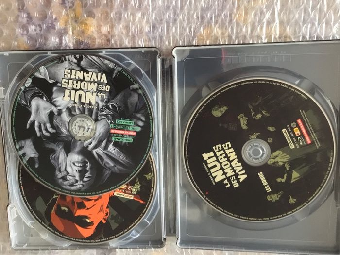 Night of the Living Dead 4K UHD  1968 Orignal Movie Steelbook Sealed  3 Disc Set  Black +White