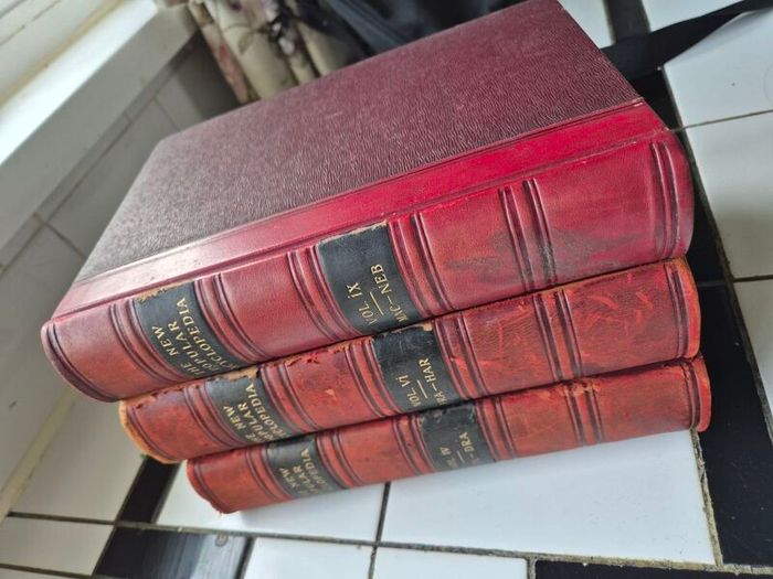 Antique 10 inch 3 volumes encyclopedia books