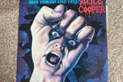 Alice Cooper "Raise your Fist and Yell" vinyl