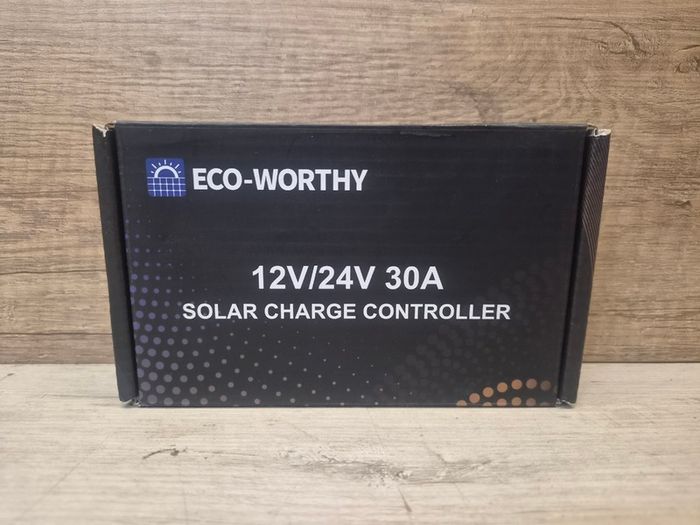 ECO-WORTHY 30A 12V/24V PWM USB Solar Panel Charge Controller