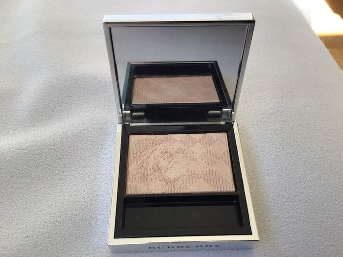 Burberry Eye Colour Wet and Dry Glow Shadow
