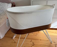 Snoo bassinet