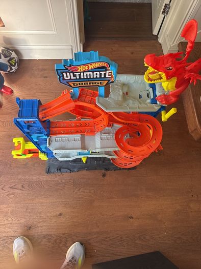 Hotwheels Ultimate Garage