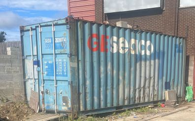 20 ft container