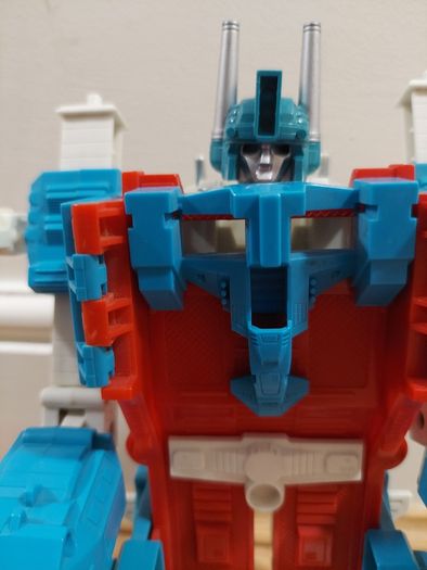 Transformer G1  Ultramagnus