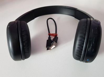 Sony WHCH510 Bluetooth Headphones  Black Very Good Condition