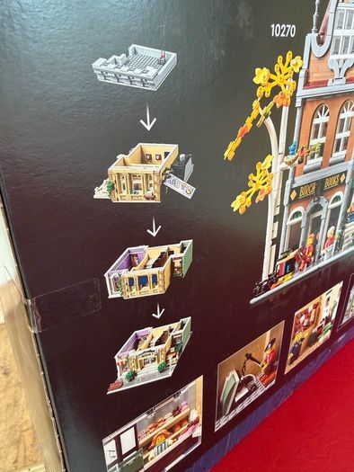 lego modular police Station 10278