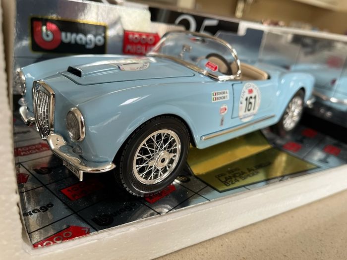 Mille Miglia Burago Model Car Scale 1/18