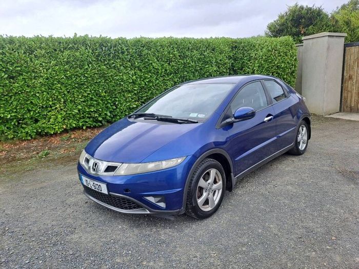 Honda civic car.