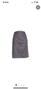 Grey skirt. Size L