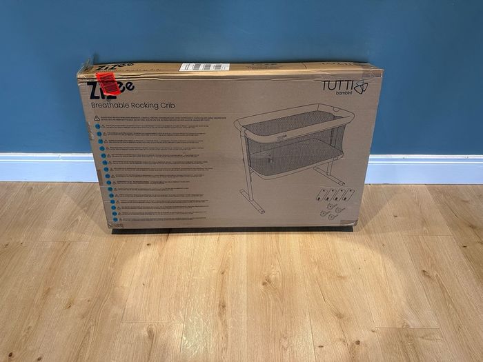 ZiZee Breathable Rocking Crib - Scandinavian Walnut/Ecru