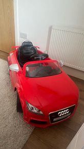 Electric toy Audi