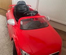 Electric toy Audi